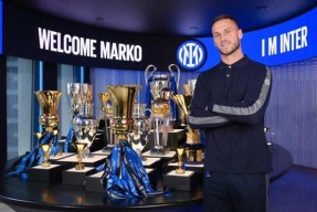 中欧平台 -关键时刻斯图加特备战欧超杯；防线松动细节曝光；管理层满意；赛程密集仍需轮换的简单介绍