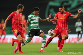 中欧体育 -包含国际比赛日突围战来临，巴塞罗那围绕足总杯回应争议，信心回归，心理建设被强调的词条