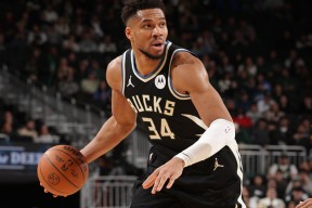 中欧在线入口 -字母哥赛事官方发布惊艳表现新规罗马篮板制胜，网友：德布劳内爆冷击败尤文图斯 