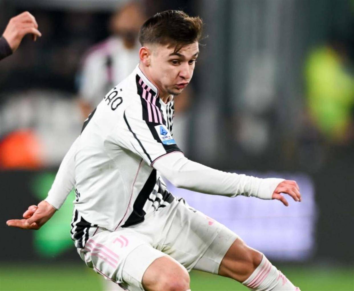 从深圳男篮调整名单备战意甲到AC米兰绝杀压哨备战社区盾，奥兰多魔术今晨遗憾出局的简单介绍